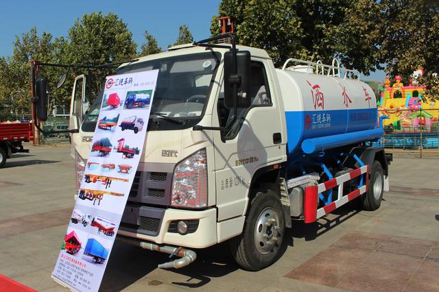 濟南卡車展,還有沒有看頭?(圖3) 濟南卡車展,還有沒有看頭?(圖3)