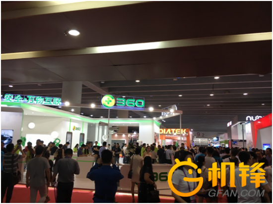360手機產品亮相天翼展 作為受邀參展方之一(圖1) 360手機產品亮相天翼展 作為受邀參展方之一(圖1)