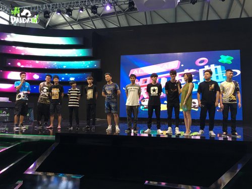 冰火碰撞 CJ最火日熊貓TV展臺(tái)迎來(lái)宿命對(duì)決