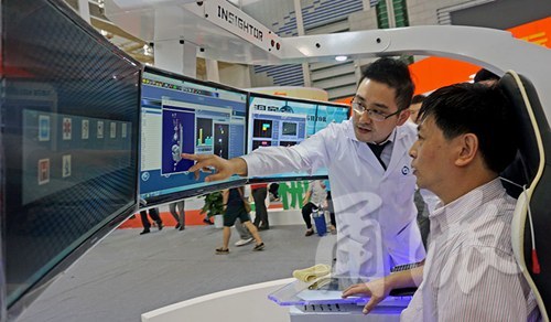 多功能育嬰箱、管道機(jī)器人…快來(lái)會(huì)展中心看高科“尖貨”